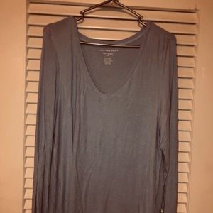 american eagle long sleeved tee